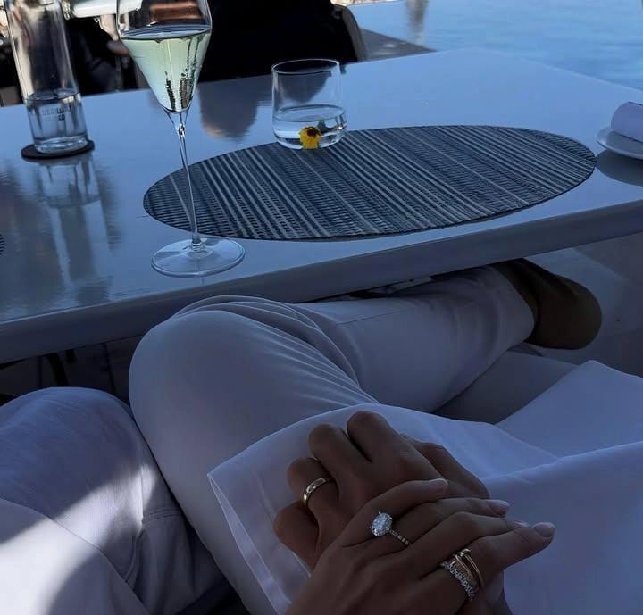 Honeymoon and romantic travel